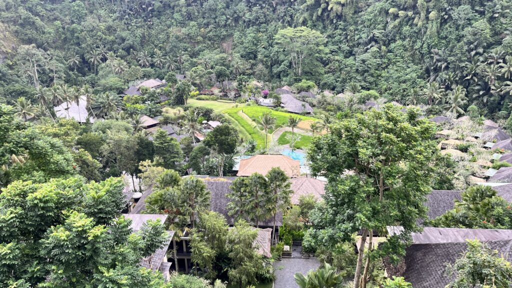 マンダパ・リッツ・カールトン・リザーブ　Mandapa, a Ritz-Carlton Reserve　ロビーからの眺め