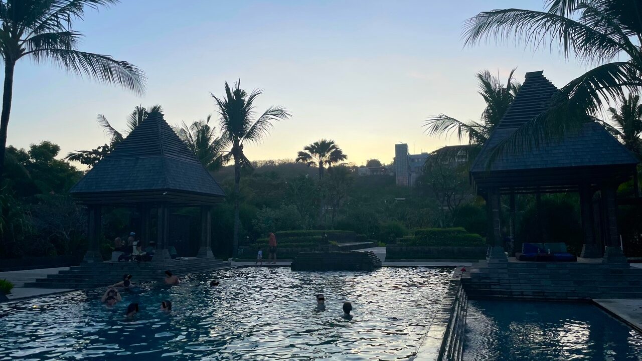 ザ・リッツ・カールトン・バリ　The Ritz-Carlton Bali　プール