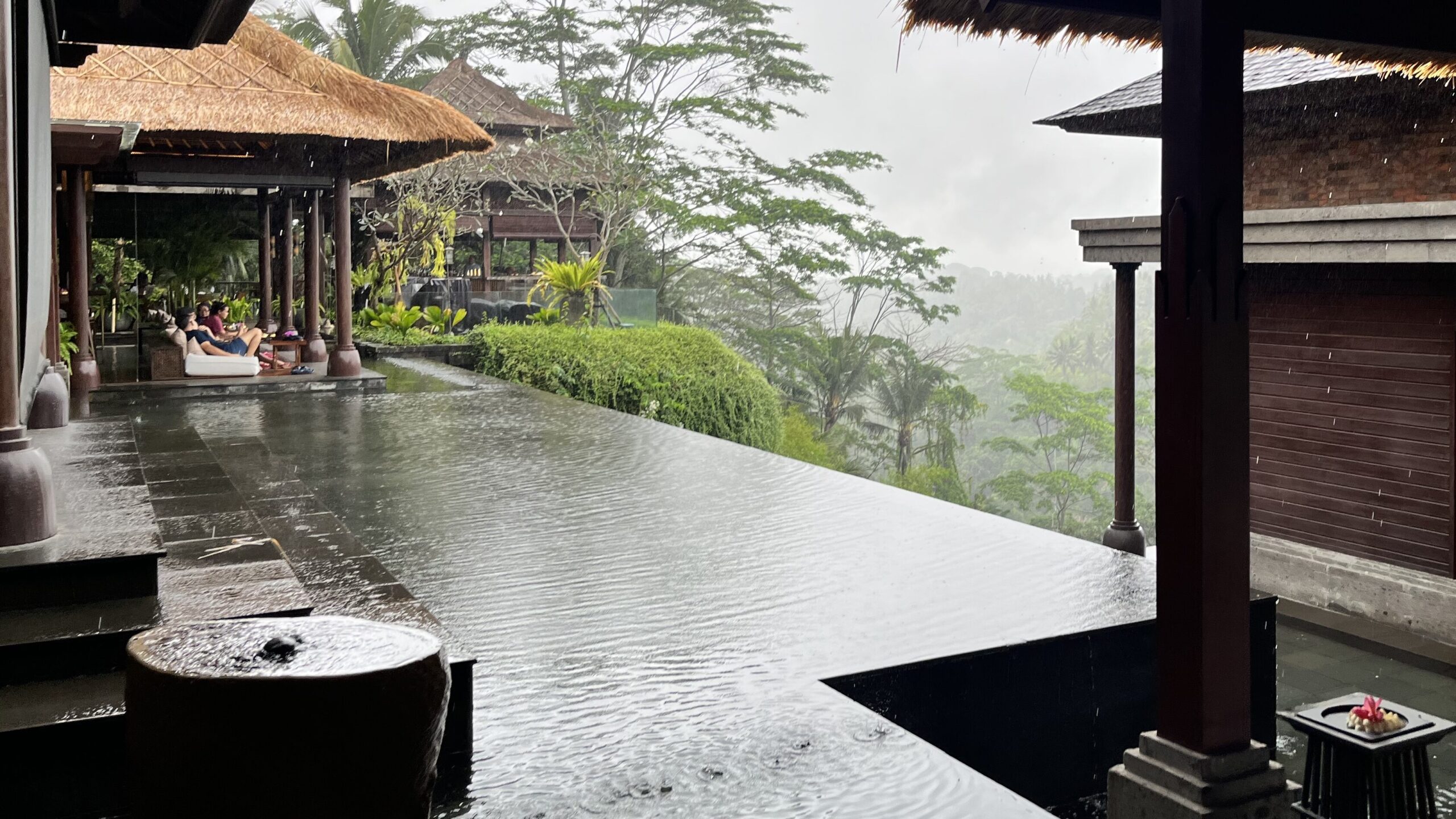 マンダパ・リッツ・カールトン・リザーブ　Mandapa, a Ritz-Carlton Reserve　Ambar Ubud Bar